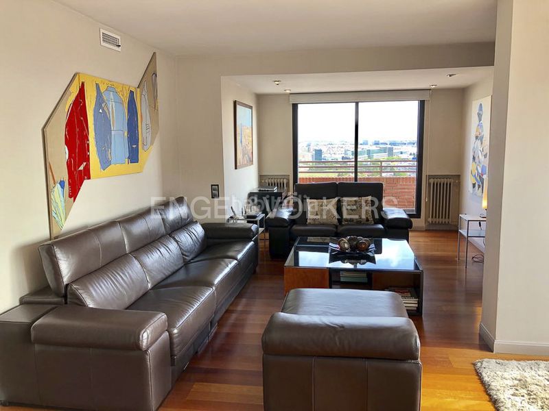 Foto 44943909-9c25-4c0d-895d-e6c145a4783d. Àtic amb calefacció aparcament piscina a Castilla Madrid