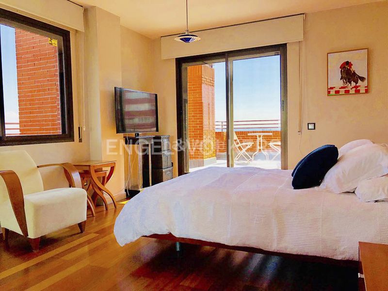 Foto 8b33173a-27b2-47d4-8d75-07429f74b63f. Àtic amb calefacció aparcament piscina a Castilla Madrid