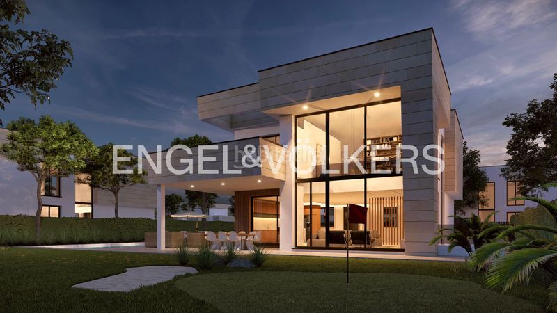 Foto d9cbb875-aa98-49e3-8f86-4bd63bee78db. Casa amb calefacció aparcament piscina a Aravaca Madrid