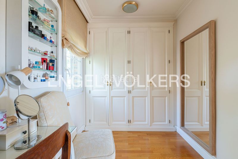 Foto 0cbee388-41ad-43e9-88f8-aef27a732e26. Casa amb calefacció aparcament piscina a La Canaleja Galapagar