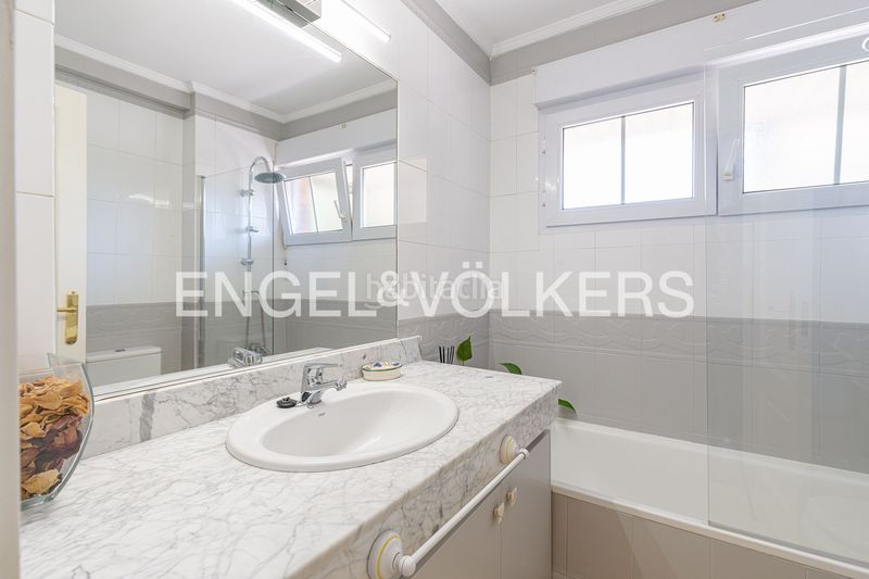 Foto 207d0807-5ecf-4492-b0ae-cb94bc5276d8. Casa amb calefacció aparcament piscina a La Canaleja Galapagar