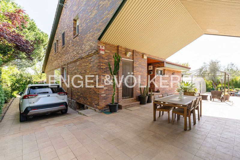 Foto 20882eef-55cb-4fe0-a745-e3bcd40ccdef. Casa amb calefacció aparcament piscina a La Canaleja Galapagar