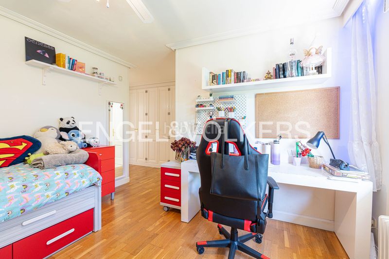 Foto 2a7aa079-e765-4e70-92a2-a5f896fb008d. Casa amb calefacció aparcament piscina a La Canaleja Galapagar