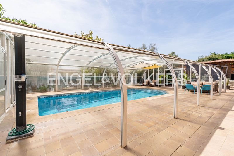 Foto 72175674-3fbd-49a0-99fa-fc635725ac83. Casa amb calefacció aparcament piscina a La Canaleja Galapagar