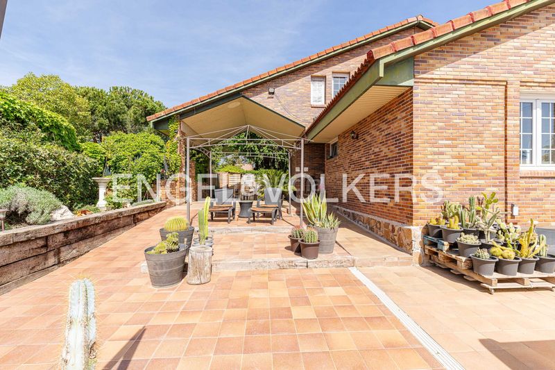 Foto aab849b6-ca15-4a56-834e-74ea828a80f1. Casa amb calefacció aparcament piscina a La Canaleja Galapagar