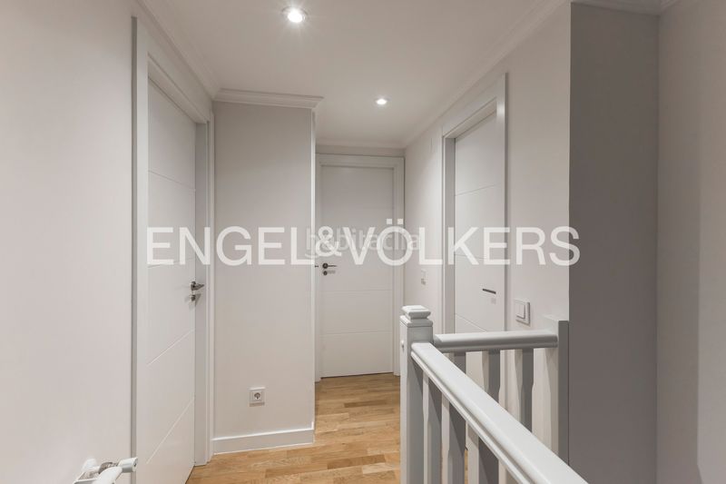 Foto 97d2b4bc-3831-4499-b255-55c6001645e2. Àtic amb calefacció aparcament piscina a Valdebebas - Valdefuentes Madrid