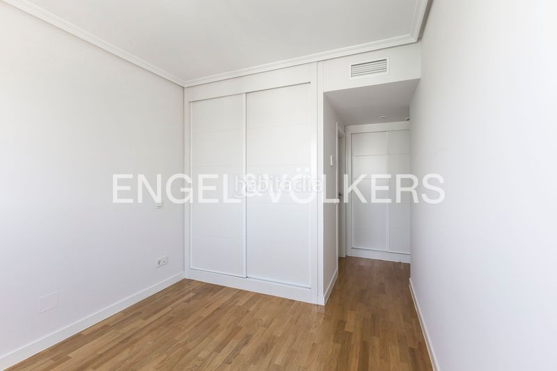 Foto e1c2434d-8f2f-4155-8e4a-a88b787391a0. Àtic amb calefacció aparcament piscina a Valdebebas - Valdefuentes Madrid