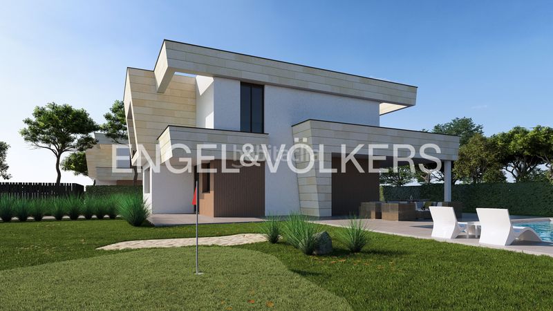 Foto 7a59b11c-e57e-403f-86c2-3728d0c8c2d5. Casa amb calefacció aparcament piscina a Aravaca Madrid