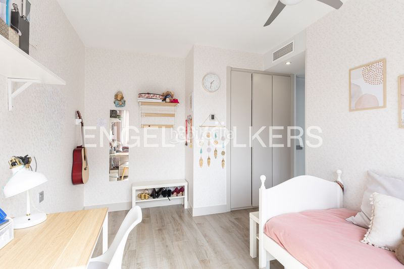 Foto fa7e2996-8575-426c-a627-a0f78c05991b. Casa adossada amb calefacció aparcament piscina a Madrid