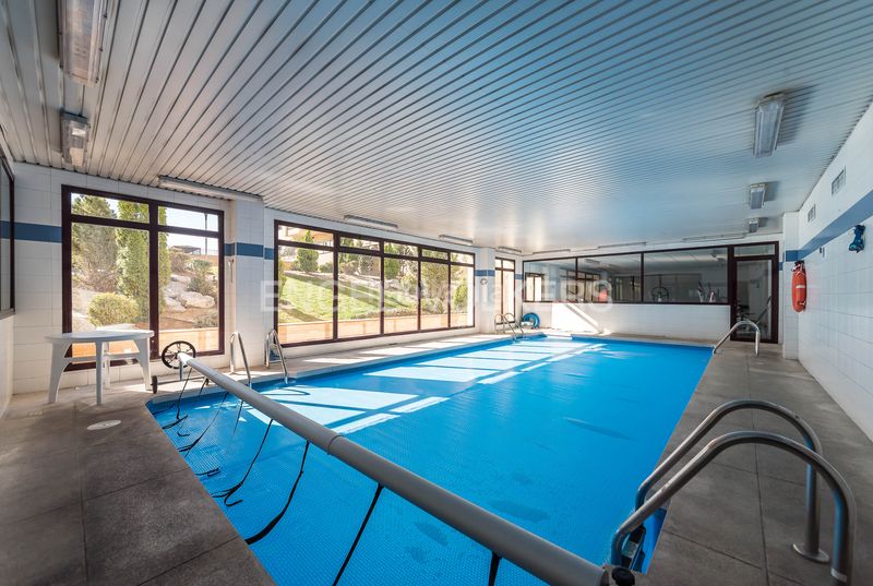 Foto 43d86593-323c-4524-940d-1ed55048a128. Apartament amb calefacció aparcament piscina a Viñas Viejas Boadilla del Monte