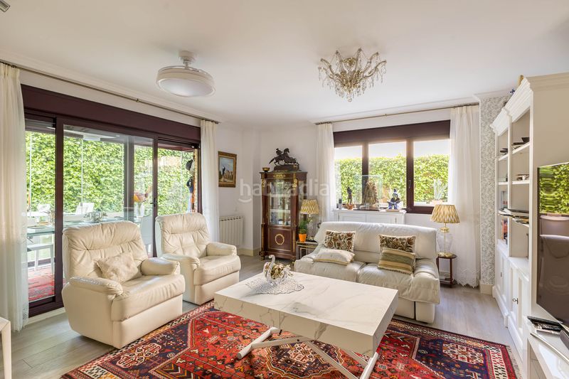 Foto 9ca4043b-1b8b-4002-862a-addb3f66f226. Apartament amb calefacció aparcament piscina a Viñas Viejas Boadilla del Monte