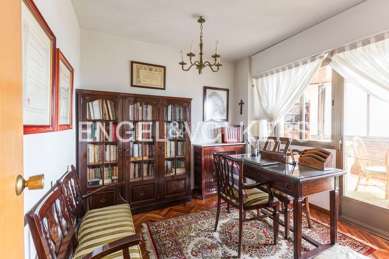 Foto 4f57a1b2-2ea6-455b-bef4-4a2274fa0a42. Pis amb calefacció aparcament piscina a Nueva España Madrid