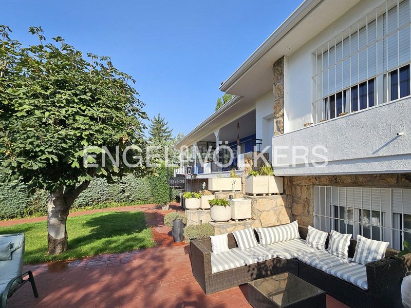 Foto 784b82d8-effe-40ae-b21a-63901b0b31e6. Casa amb calefacció aparcament piscina a Alpedrete