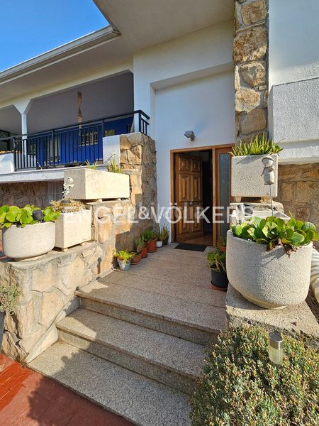Foto b6c6ccf5-1a5d-42ab-8252-6b9b4dea70a5. Casa amb calefacció aparcament piscina a Alpedrete