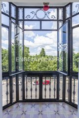 Lloguer Pis  Av. de menéndez pelayo. Hermoso y amplio piso frente al retiro. para cortas estancias de