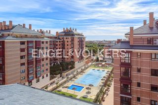 Lloguer Pis  Gran vía de hortaleza. Piso sin amueblar en gran via de hortaleza 5, con piscinas exter