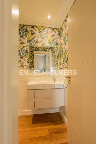 Foto 05a9f8c2-6c2d-4e1e-9181-1f04521a0e44. Casa amb calefacció aparcament piscina a Viñas Viejas Boadilla del Monte