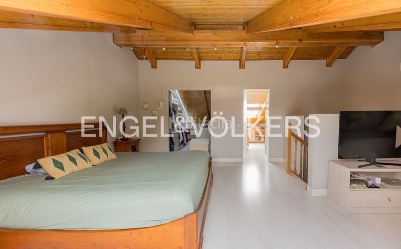 Foto 6fbbcc1b-746f-4b76-bf28-e15eb5dfb48a. Casa amb calefacció aparcament piscina a Viñas Viejas Boadilla del Monte