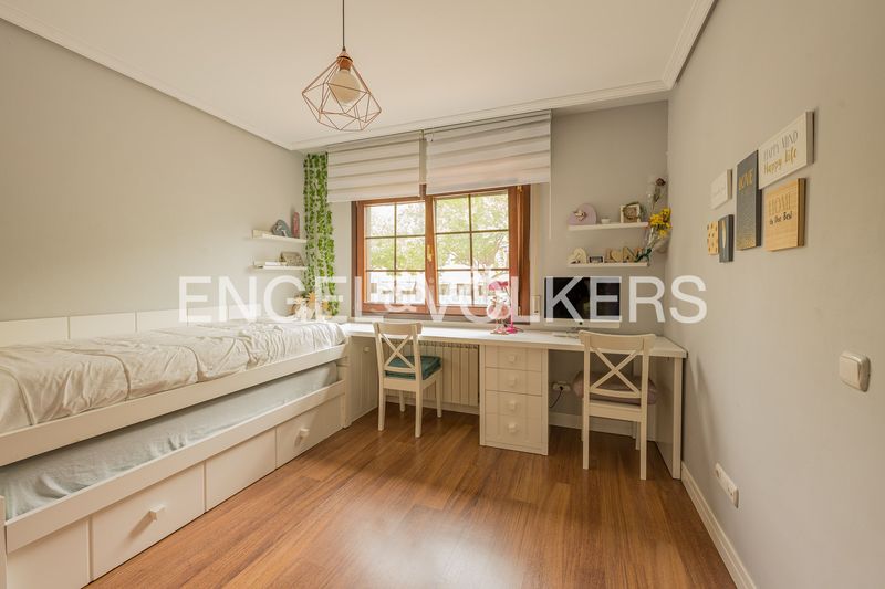 Foto a03bf6b4-1148-49d1-a3ad-479715f4f9d9. Casa amb calefacció aparcament piscina a Viñas Viejas Boadilla del Monte