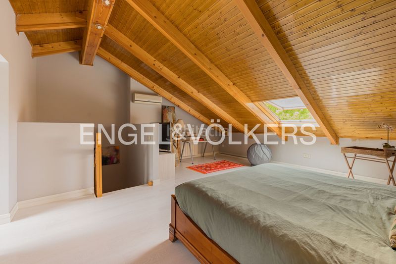 Foto a3f7a9b1-b8bd-4e98-999f-1b019f2ff98b. Casa amb calefacció aparcament piscina a Viñas Viejas Boadilla del Monte