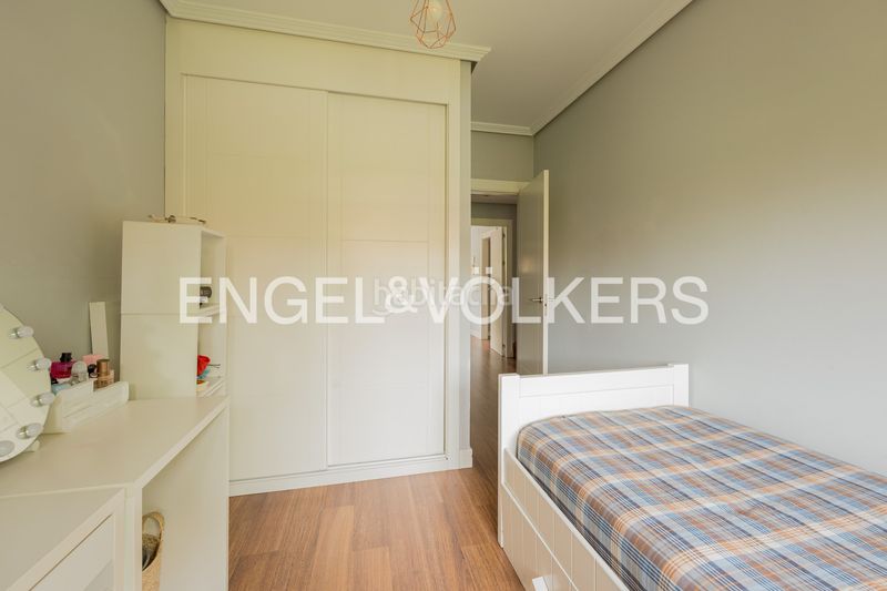 Foto e284deb7-0f3c-47fb-be09-b0c5ab8328b1. Casa amb calefacció aparcament piscina a Viñas Viejas Boadilla del Monte