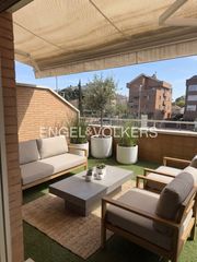 Pis a Quintana. Exclusivo refugio de luz con terraza en arturo soria