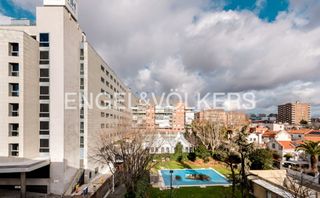 Pis a Martínez Izquierdo