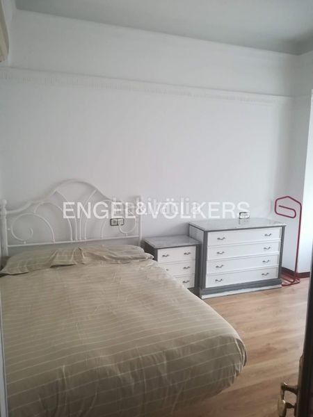 Foto c1f0b16e-e817-4e7a-954d-e542fee42d2f. Pis amb calefacció a Sol Madrid