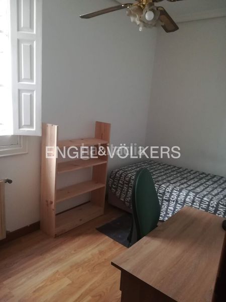 Foto c328428c-dfb8-4366-b49b-f84ec165a08a. Pis amb calefacció a Sol Madrid