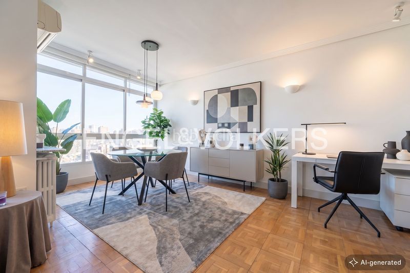 Foto e6a3b28d-e93e-4b1c-9bf8-d30be40fa7bc. Pis amb calefacció piscina a Nueva España Madrid