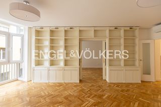 Affitto Appartamento  Cruzada. Exclusivo piso exterior de tres dormitorios muy cerca del palaci