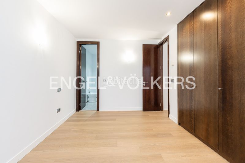Foto a05c8b69-051d-4502-b336-49099d903ff9. Casa amb calefacció piscina a La Florida - El Plantío Madrid