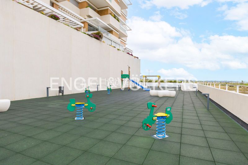 Foto ee532e35-0d8d-43b0-a4bc-284e6e3f8b67. Àtic amb calefacció aparcament piscina a Valdebebas - Valdefuentes Madrid