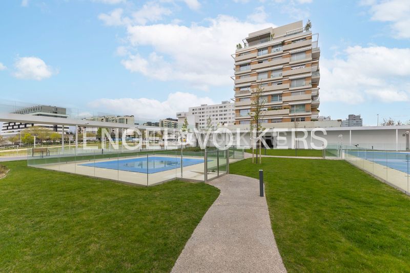 Foto f9c81cc6-9c57-4113-83c7-c0470ff4fa55. Àtic amb calefacció aparcament piscina a Valdebebas - Valdefuentes Madrid