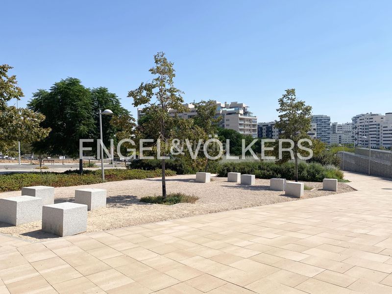 Foto 8fb2ddaa-ac99-4e9d-827b-9253d2487ffc. Pis amb calefacció aparcament piscina a Valdebebas - Valdefuentes Madrid