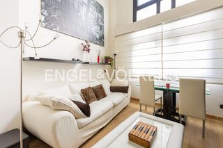 Affitto Monolocale  Platerías. Estudio con doble altura, garaje, piscina y gym en chamartín