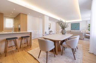 Miete Etagenwohnung  Calle de modesto lafuente. Exquisito apartamento de lujo en el corazón de madrid para  una