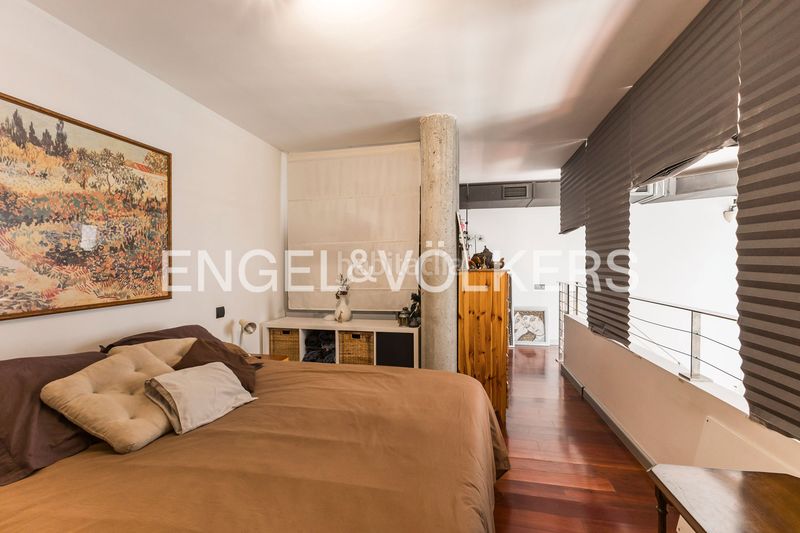 Foto b9786e3d-d72f-4c22-b23f-9701f9b0721e. Loft amb calefacció aparcament a Virgen del Cortijo-Manoteras Madrid