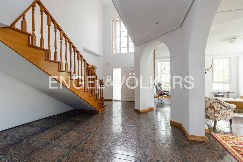 Foto d01e6057-7e60-4e00-98e7-c0ba5ab6e4f3. Casa amb calefacció a Aravaca Madrid