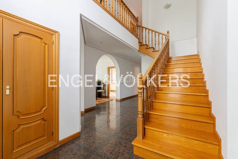 Foto e6b82791-0052-4746-9c48-79af743ee683. Casa amb calefacció a Aravaca Madrid