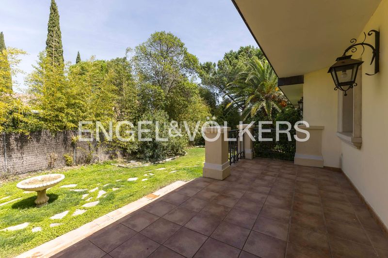 Foto c1bf6f9d-abc0-410c-bd3f-d67180d95ae7. Casa amb calefacció aparcament piscina a urbanización La Moraleja La Moraleja