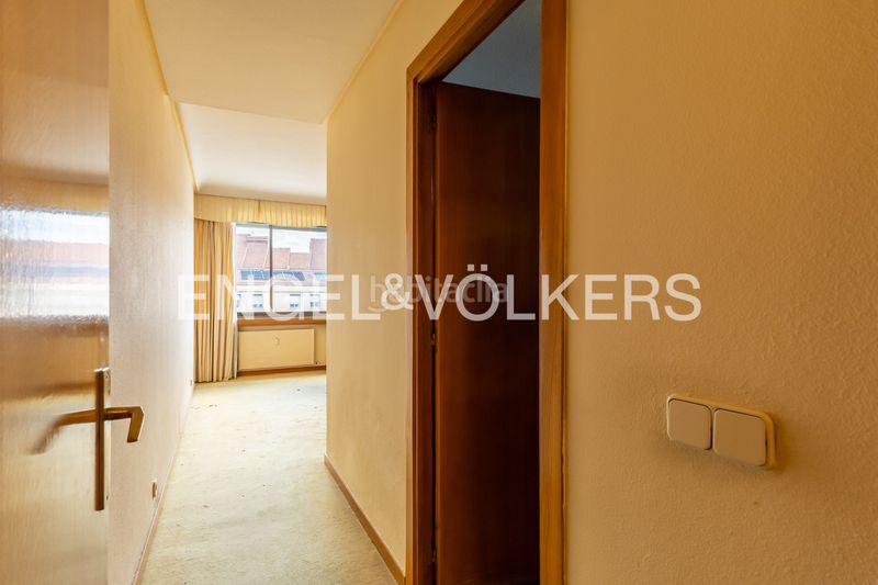 Foto f02cc51e-5004-404b-8930-7890ce5ecea5. Pis amb calefacció aparcament piscina a Almagro Madrid