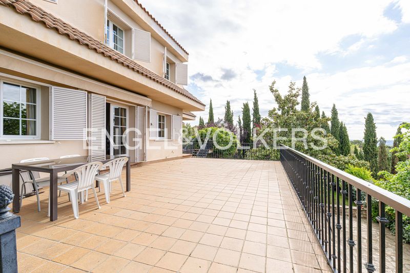 Foto 429dad1f-9ced-4e0b-aaad-12e5809d83e1. Casa amb calefacció piscina a El Monte Torrelodones