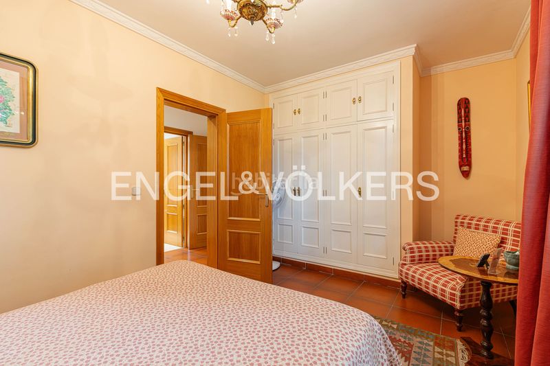 Foto afbfc63c-d42d-4698-9152-d632ecff8c2a. Casa amb calefacció piscina a El Monte Torrelodones