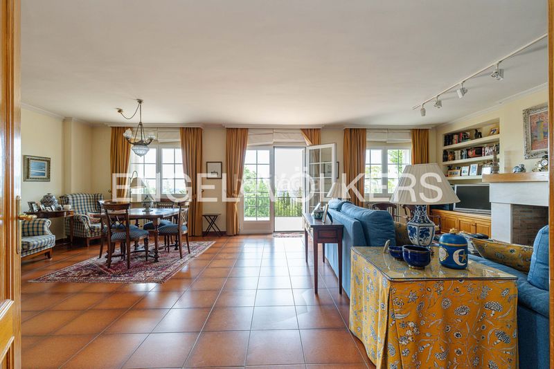 Foto d727f36b-9138-4f1d-97d5-5e3e22224807. Casa amb calefacció piscina a El Monte Torrelodones