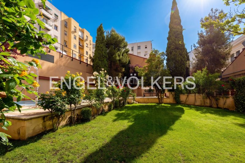 Foto bd858a8c-ed8a-452f-91c2-1073d8a6a7b5. Pis amb calefacció aparcament piscina a Vallehermoso Madrid