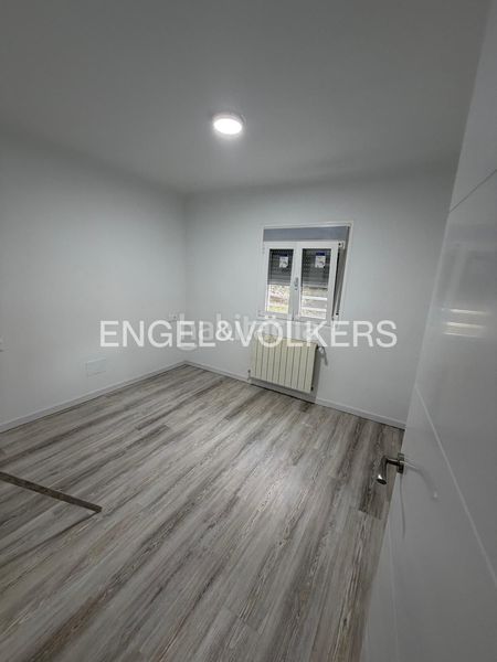 Foto 9835a446-4a98-4b69-94b8-4f3536ec9f63. Apartament amb calefacció a Pinar del Rey Madrid