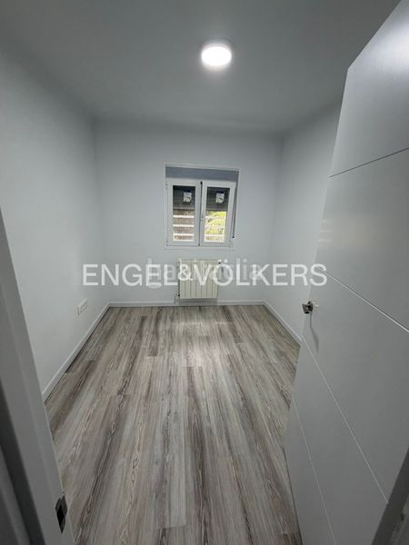 Foto f8933d2f-5141-43d9-bece-1ce9a850142f. Apartament amb calefacció a Pinar del Rey Madrid