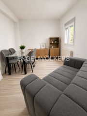 Apartament a Pinar del Rey. Luminoso bajo reformado y amueblado a estrenar frente al parque