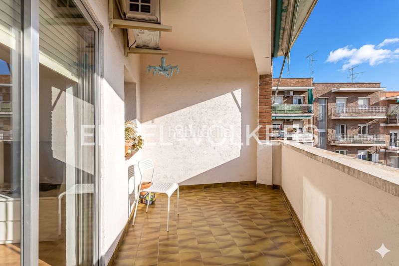 Foto 0ef07a7d-512d-4893-aa6d-d45b64f5a610. Dúplex amb calefacció a Pueblo Nuevo Madrid